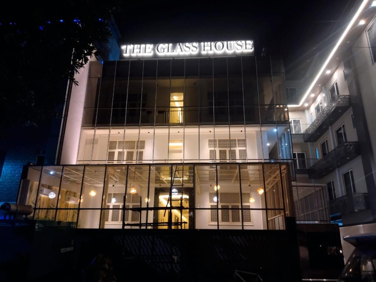 Hotel The Glass House Greater Noida Dış mekan fotoğraf